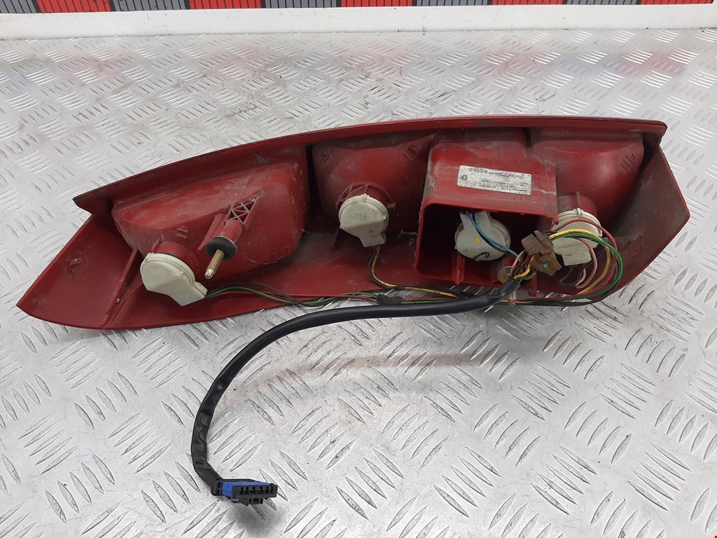 Фонарь задний левый PEUGEOT 807 2002-2014