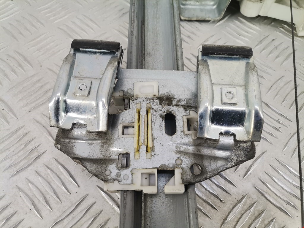 Стеклоподъемник передний правый MERCEDES-BENZ Sprinter 906 2006-2018