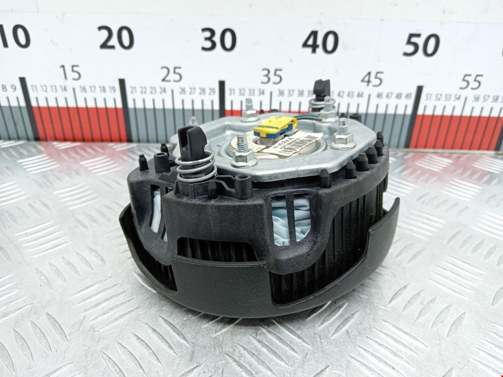 Подушка безопасности в рулевое колесо VOLKSWAGEN Polo IV 2001-2009