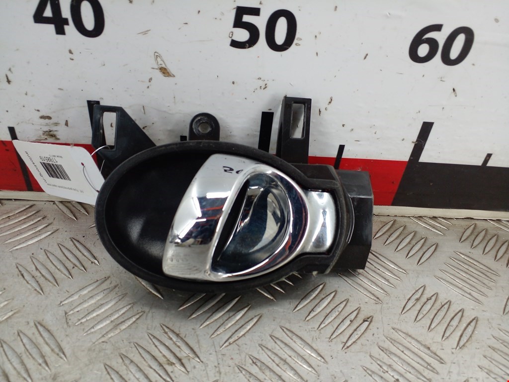 Ручка дверная задняя внутренняя левая NISSAN Juke 2010-2019