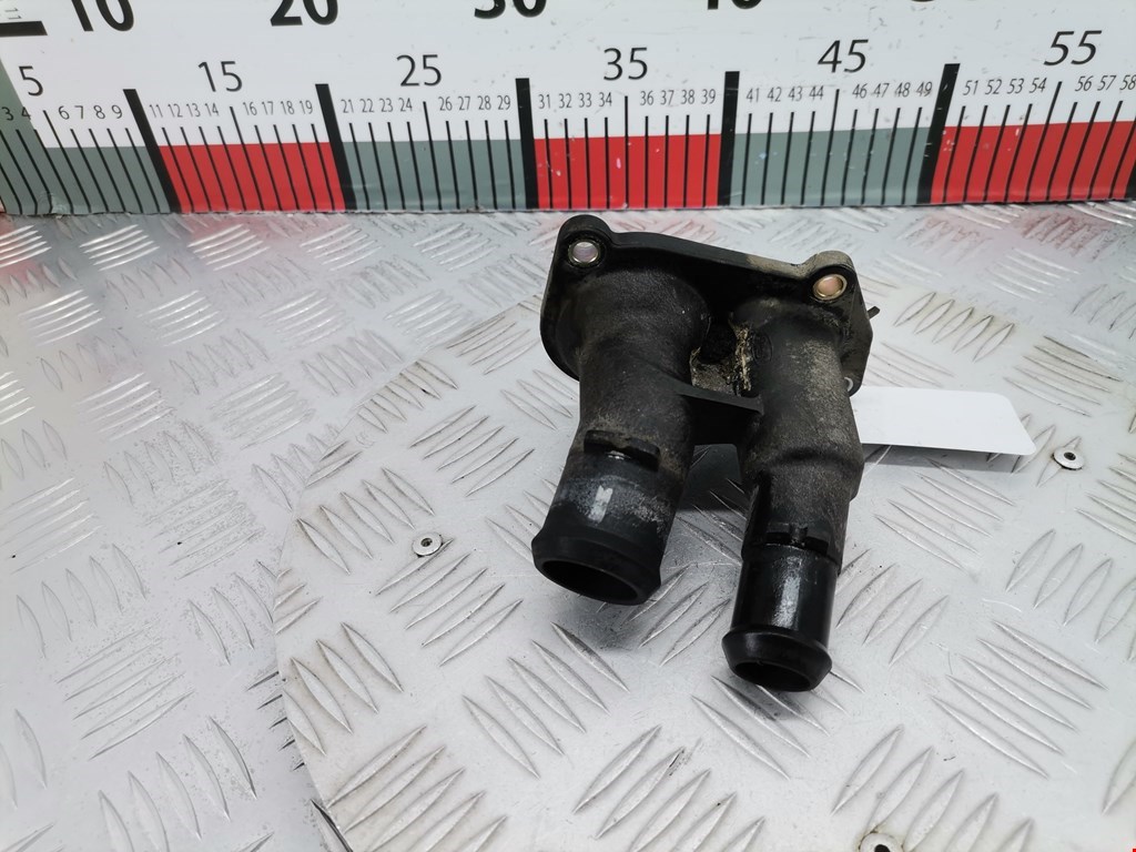 Корпус термостата FORD Fusion 2002-2012