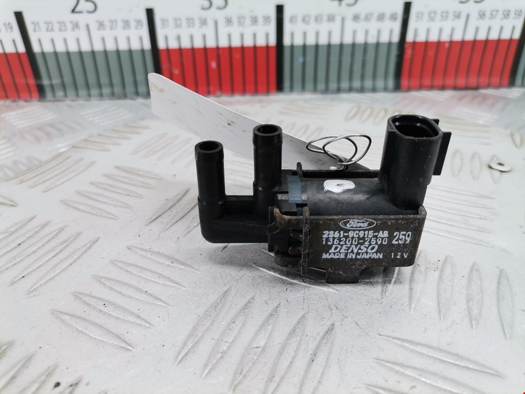 Клапан воздушного фильтра Ford Fusion (2002-2012)