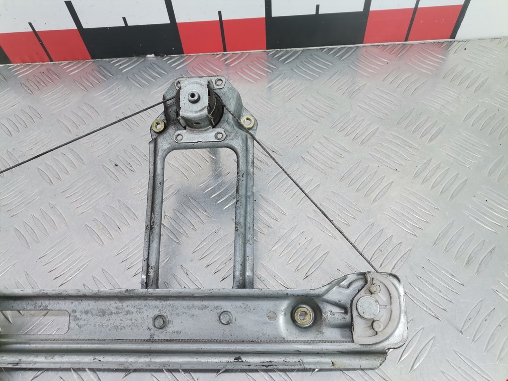 Стеклоподъемник задний правый FORD Focus I 1998-2005