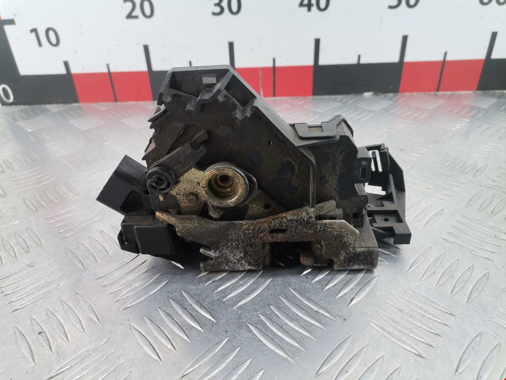 Замок двери задней правой FORD Focus I 1998-2005