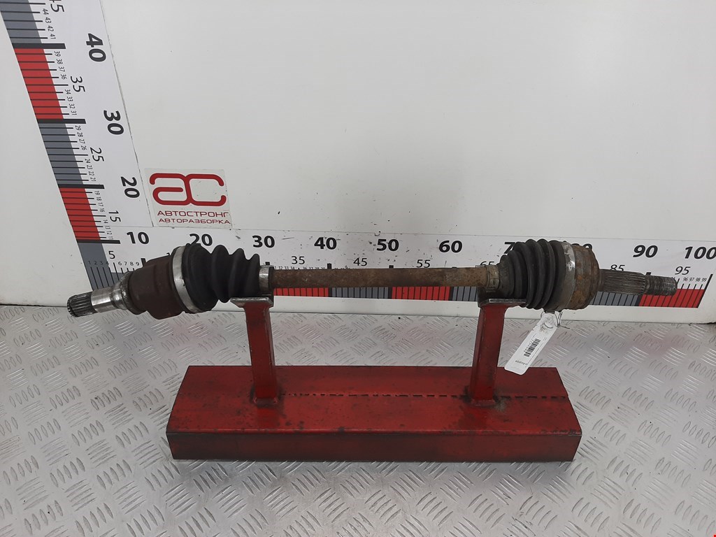 Полуось (привод, приводной вал) передняя левая PEUGEOT 107 2005-2014