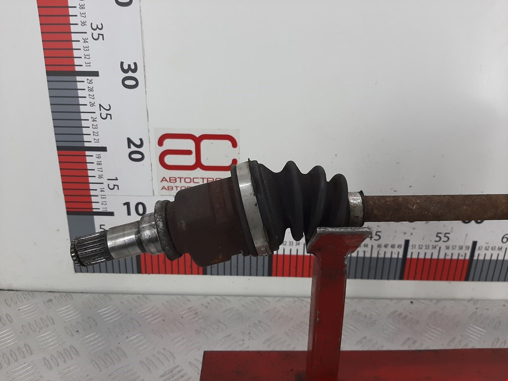 Полуось (привод, приводной вал) передняя левая PEUGEOT 107 2005-2014