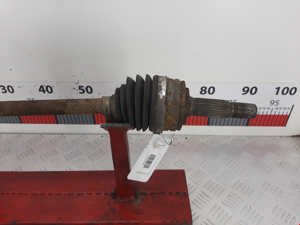 Полуось (привод, приводной вал) передняя левая PEUGEOT 107 2005-2014