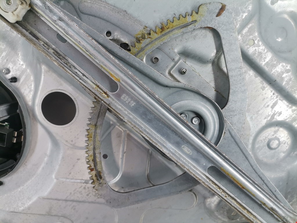 Стеклоподъемник задний левый FORD C-MAX 2003-2010