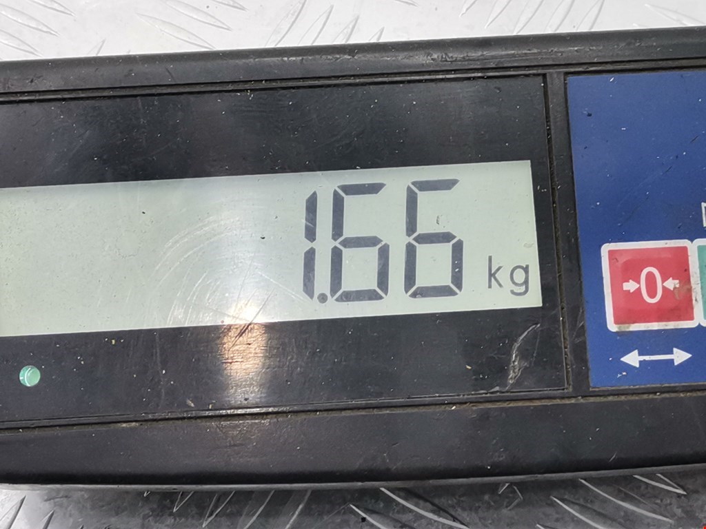 Уплотнитель двери VOLKSWAGEN Passat B5 1997-2005