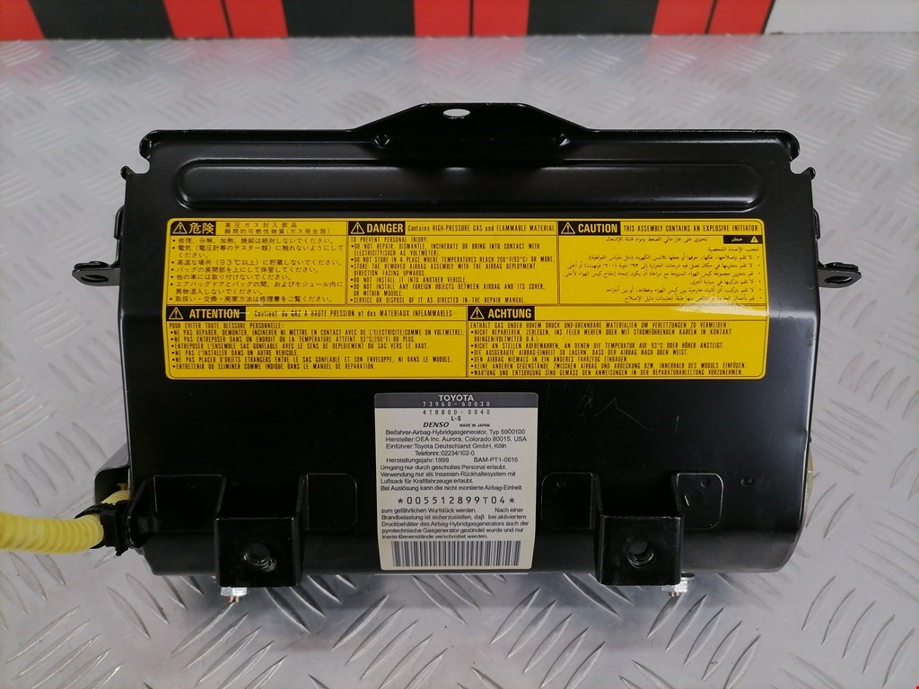 Подушка безопасности пассажирская (в торпедо) LEXUS LX 470 1998-2007