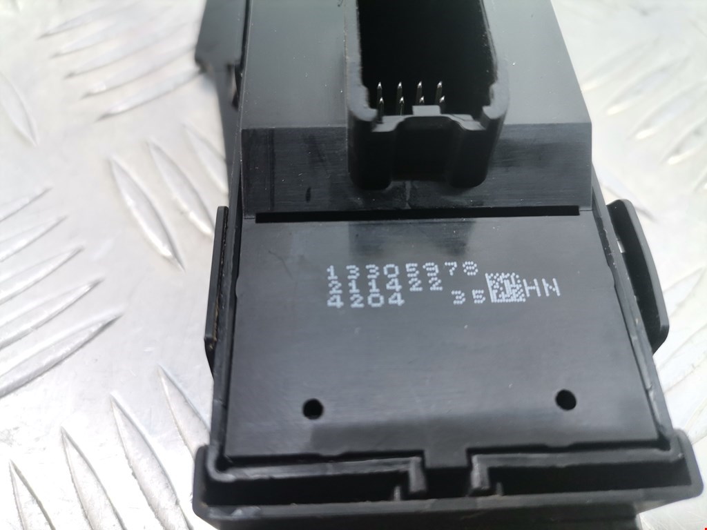 Блок управления стеклоподъемниками OPEL Astra J 2009-2017