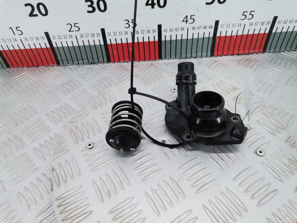 Корпус термостата BMW 5er 5 серия F10/F11/F07 2009-2017