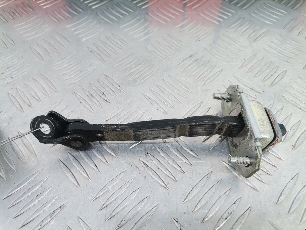 Ограничитель открывания двери SUBARU Impreza 2007-2011