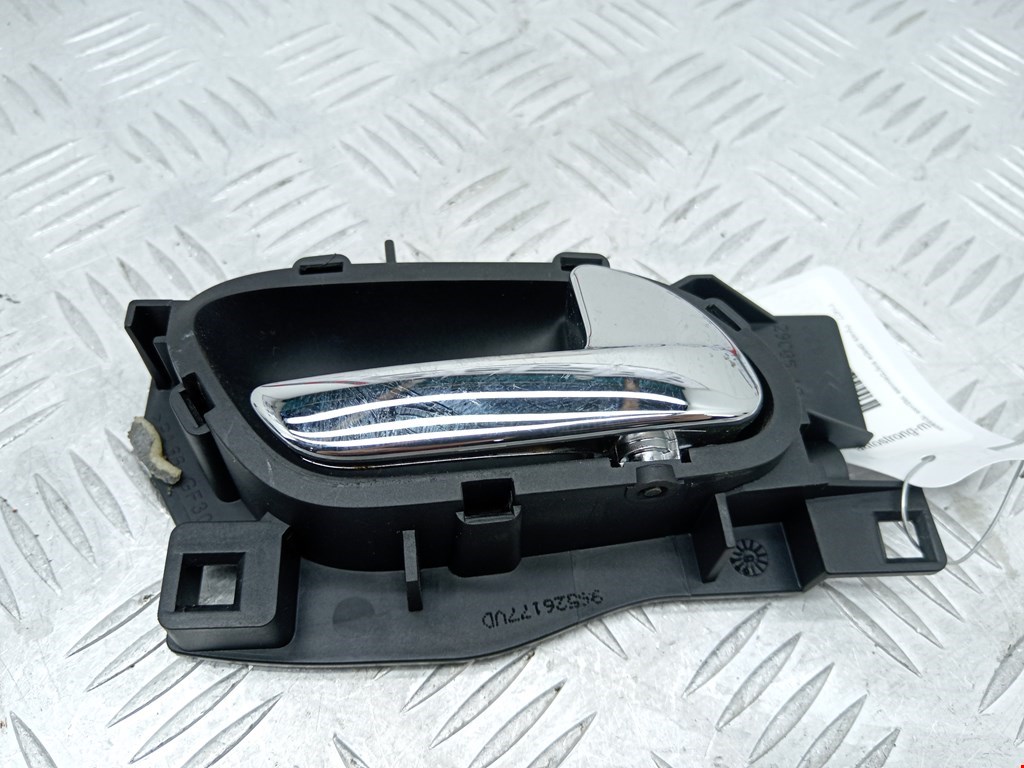 Ручка дверная задняя внутренняя правая PEUGEOT 407 2004-2010