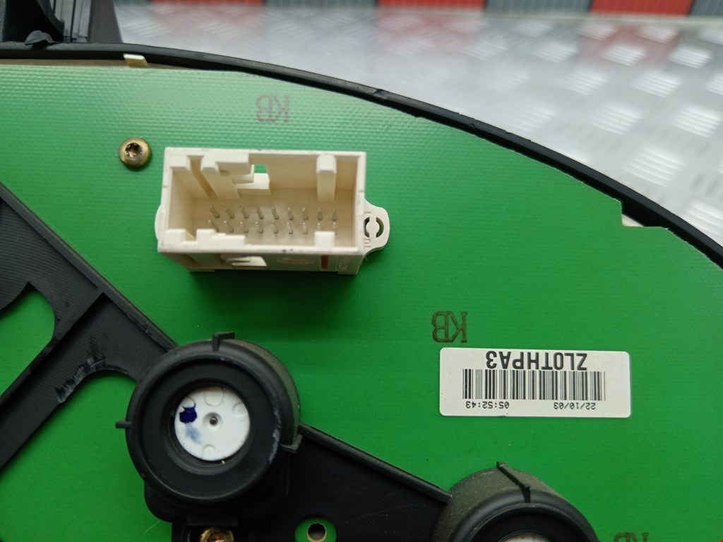 Панель приборов (щиток) PEUGEOT 206 1998-2012