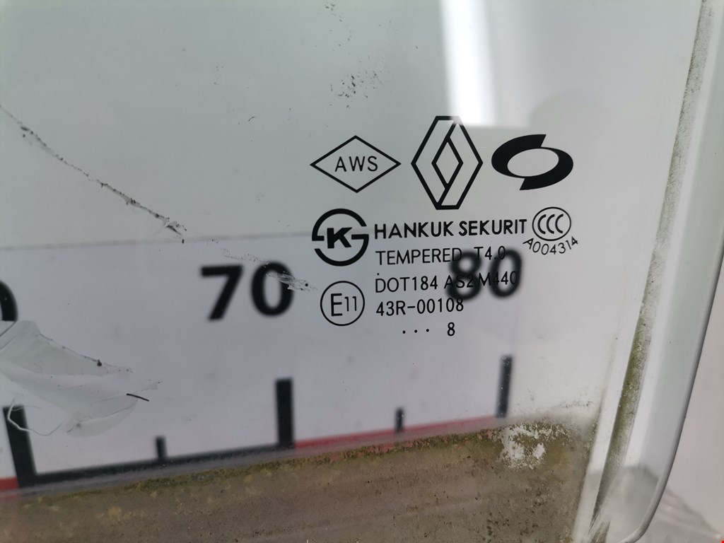 Стекло двери переднее левое RENAULT Koleos HY 2008-2016