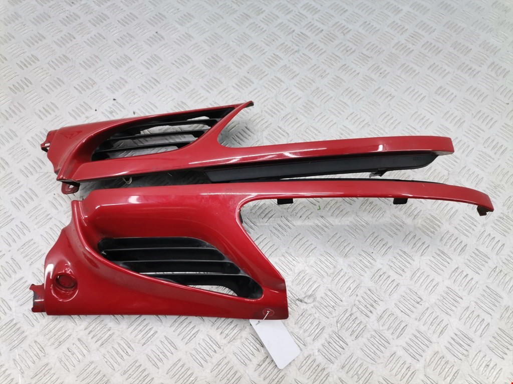 Решетка радиатора RENAULT Scenic I 1996-2003