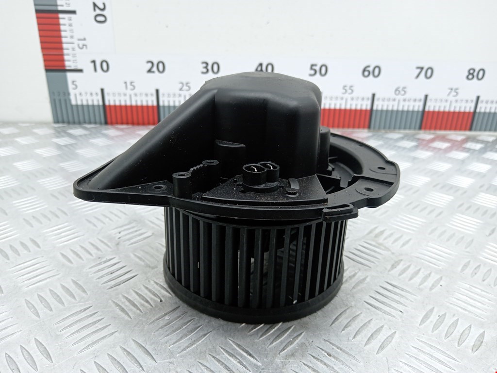 Моторчик (мотор) отопителя салона AUDI A4 B5 1995-2001