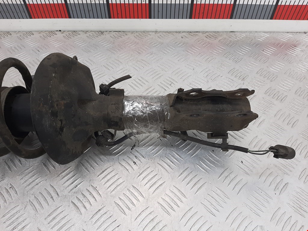 Амортизатор передний правый VOLKSWAGEN Golf III 1991-1997