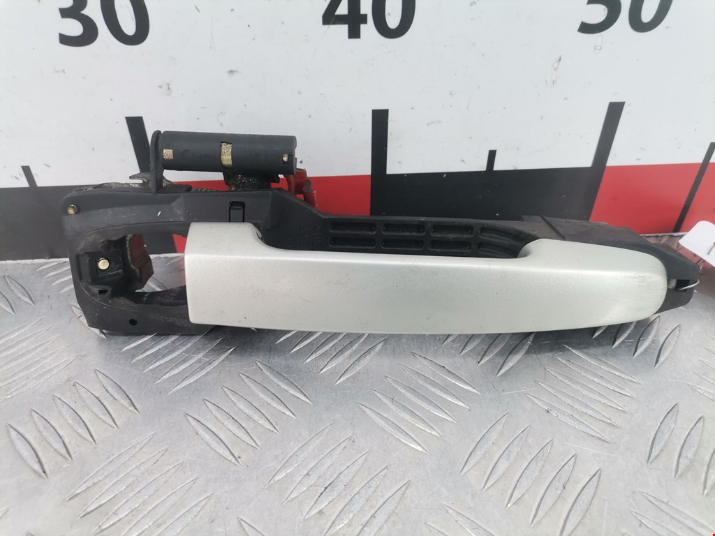 Ручка двери передней наружная правая TOYOTA Corolla E120 2001-2006