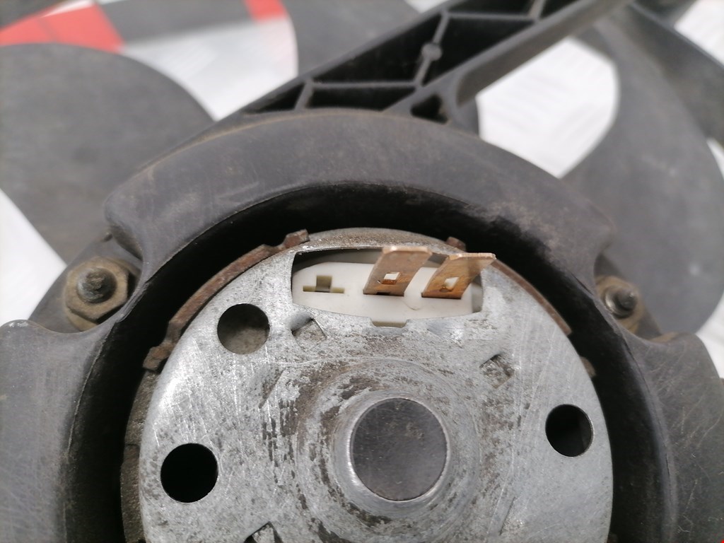 Вентилятор радиатора основного VOLKSWAGEN Lupo 1999-2005