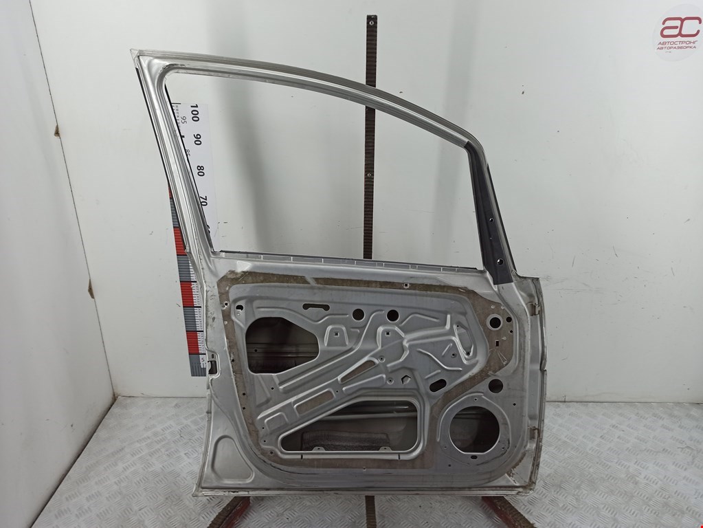 Дверь передняя левая OPEL Zafira B 2005-2012