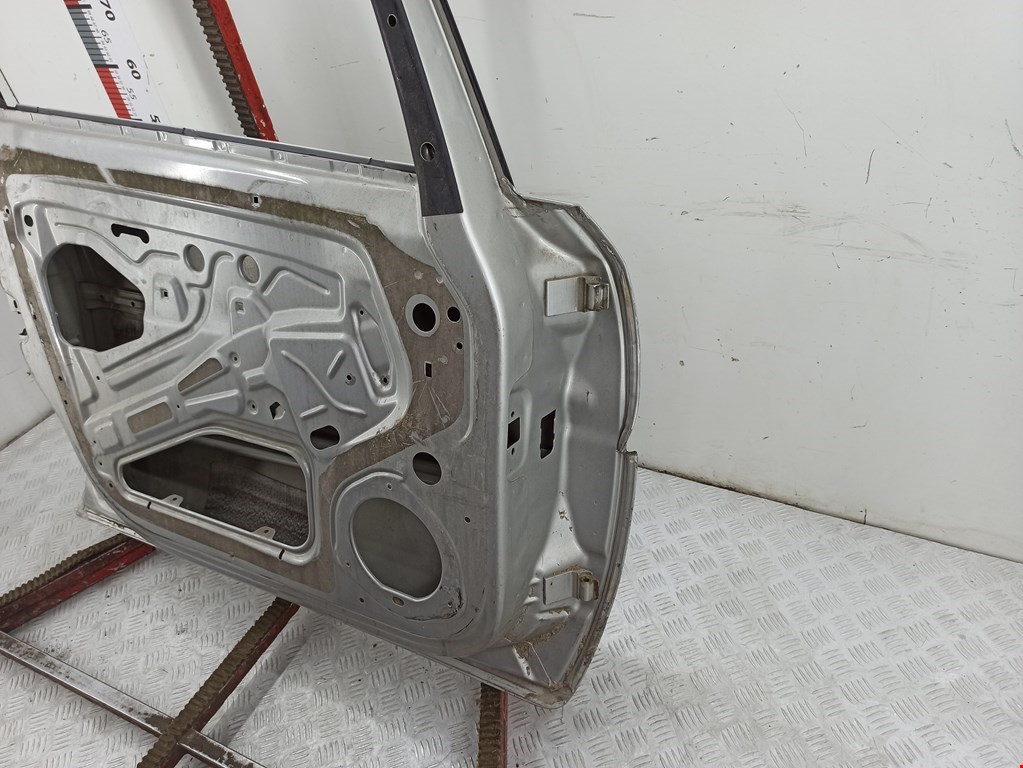 Дверь передняя левая OPEL Zafira B 2005-2012