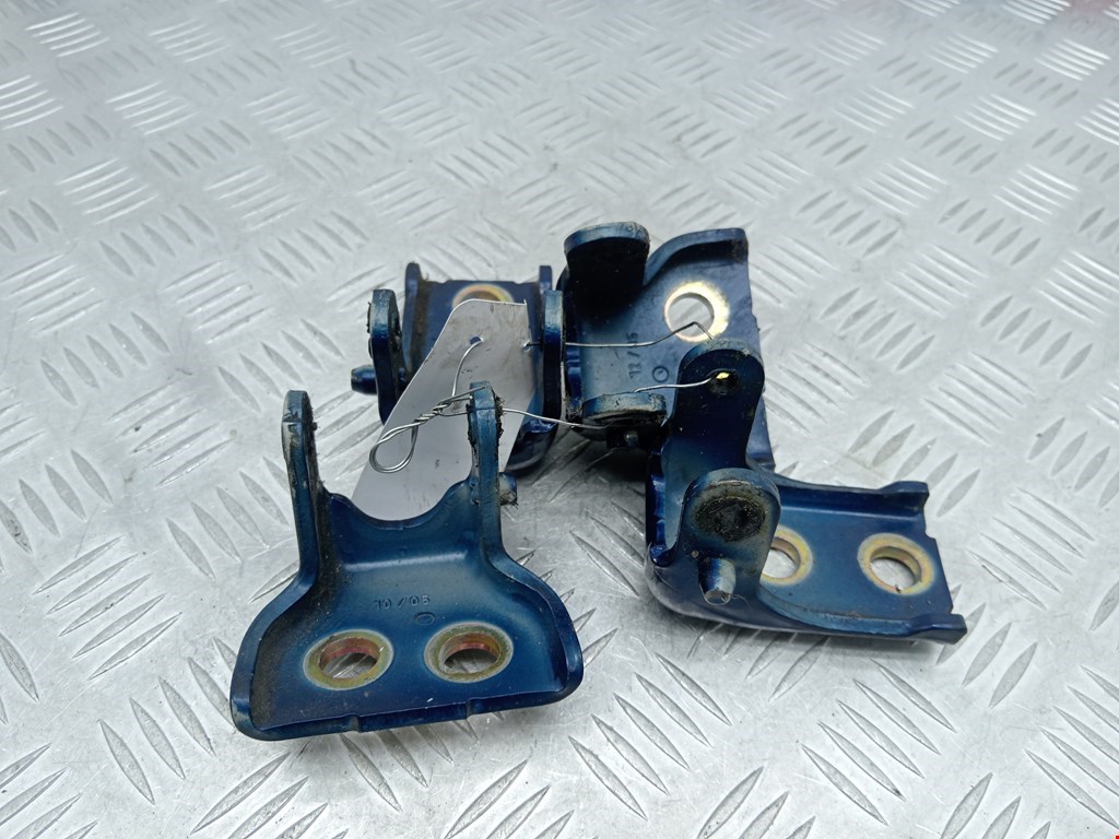 Петля двери передней правой Peugeot 407 (2004-2010)