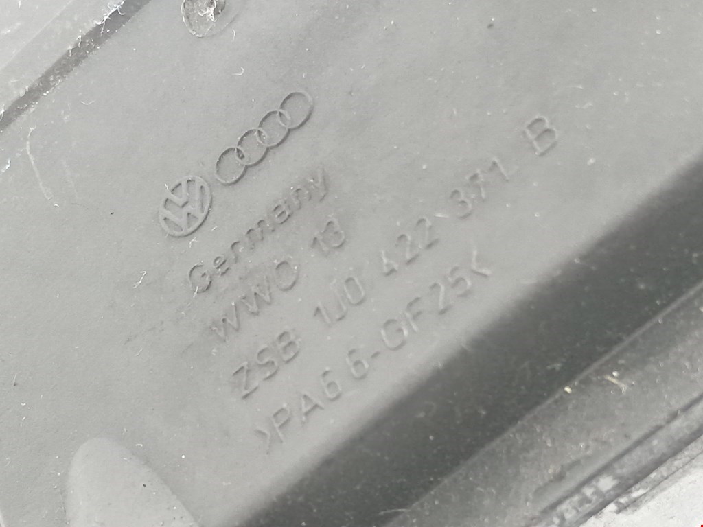 Бачок ГУР (гидроусилителя) VOLKSWAGEN Golf IV 1997-2003