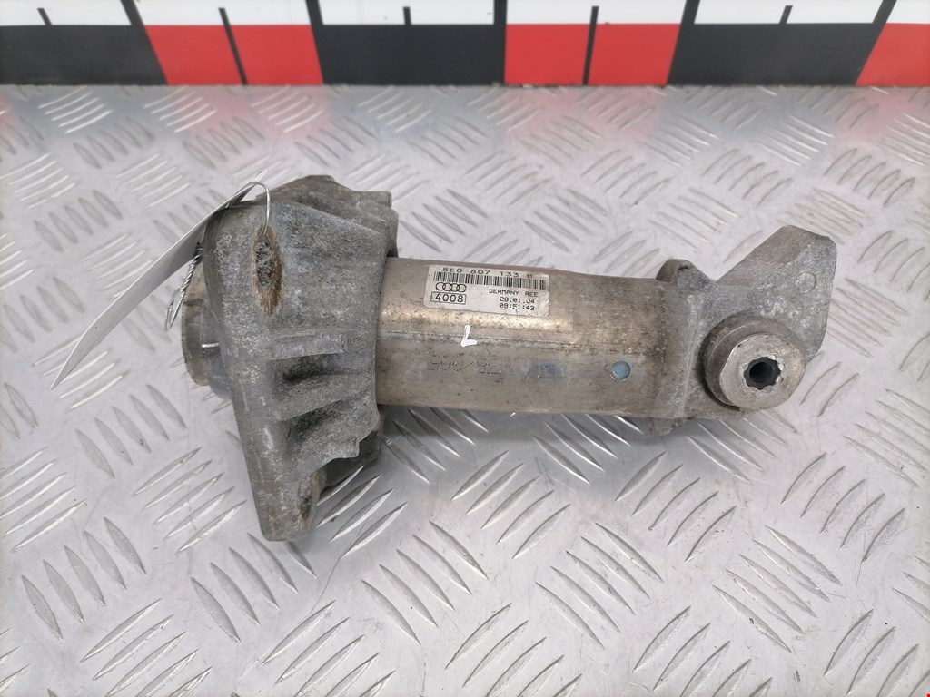 Отбойник бампера передний левый Audi A4 B6 (2000-2006)