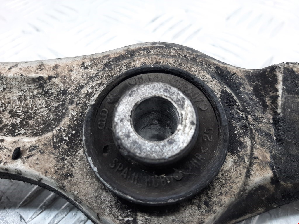 Рычаг передний правый VOLKSWAGEN Passat B5 1997-2005