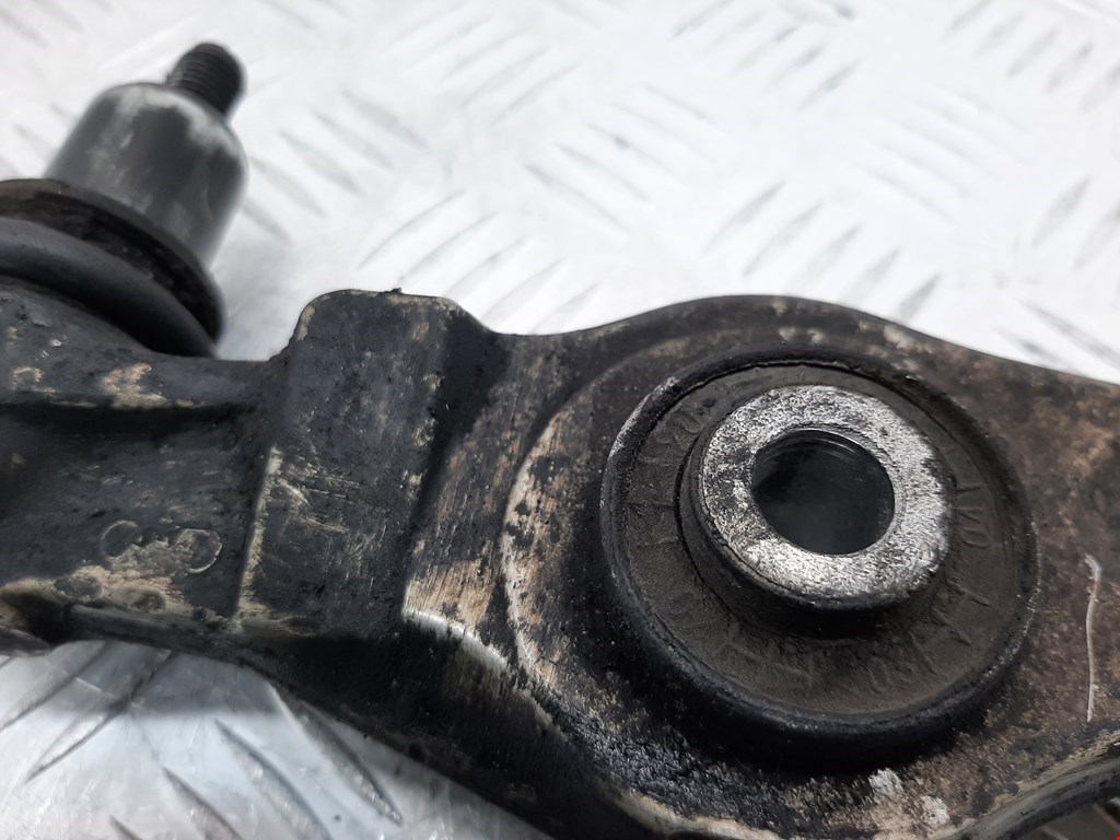 Рычаг передний правый VOLKSWAGEN Passat B5 1997-2005