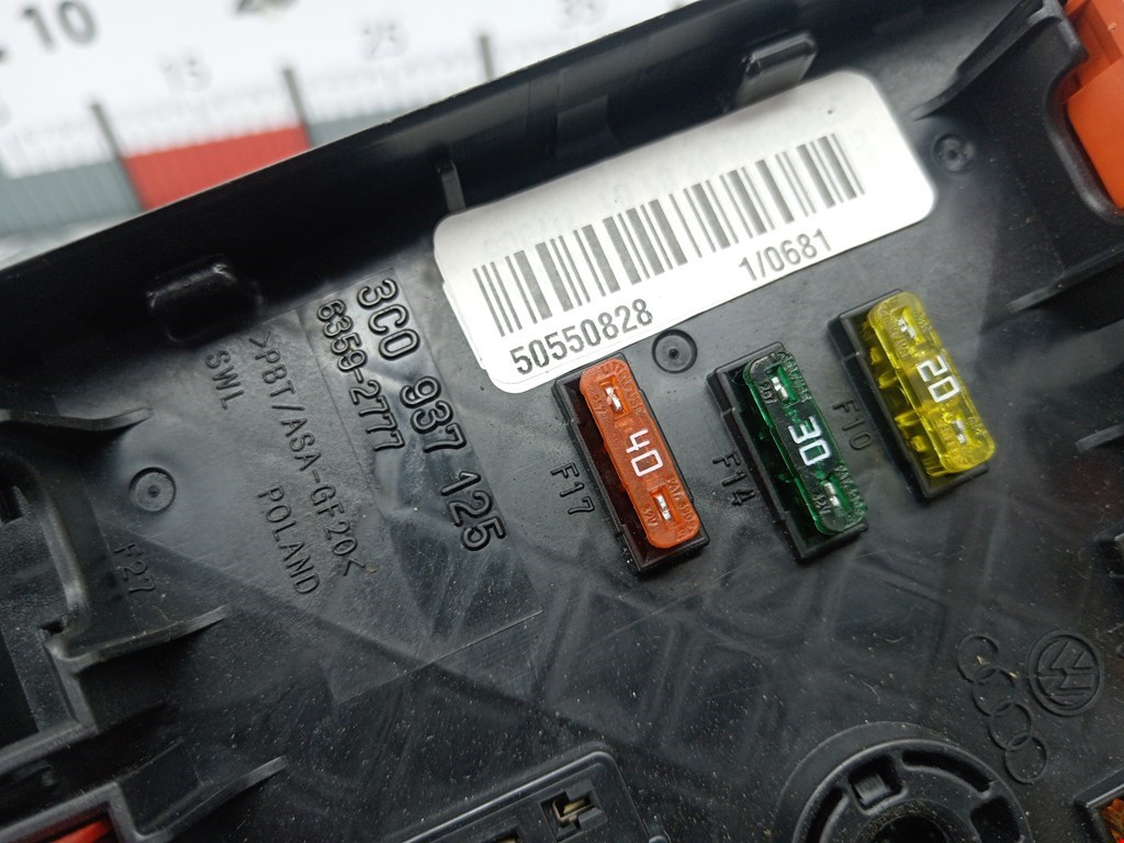 Датчик уровня в бачок омывателя VOLKSWAGEN Passat CC 2008-2017