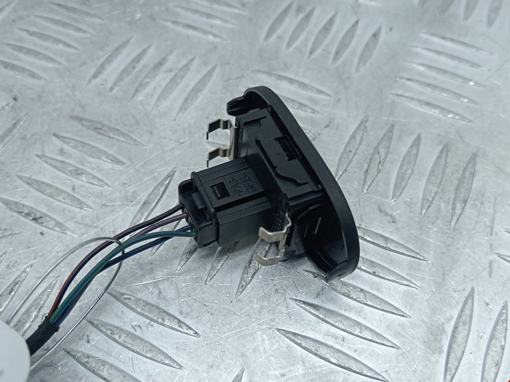 Блок электронный VOLKSWAGEN Passat CC 2008-2017