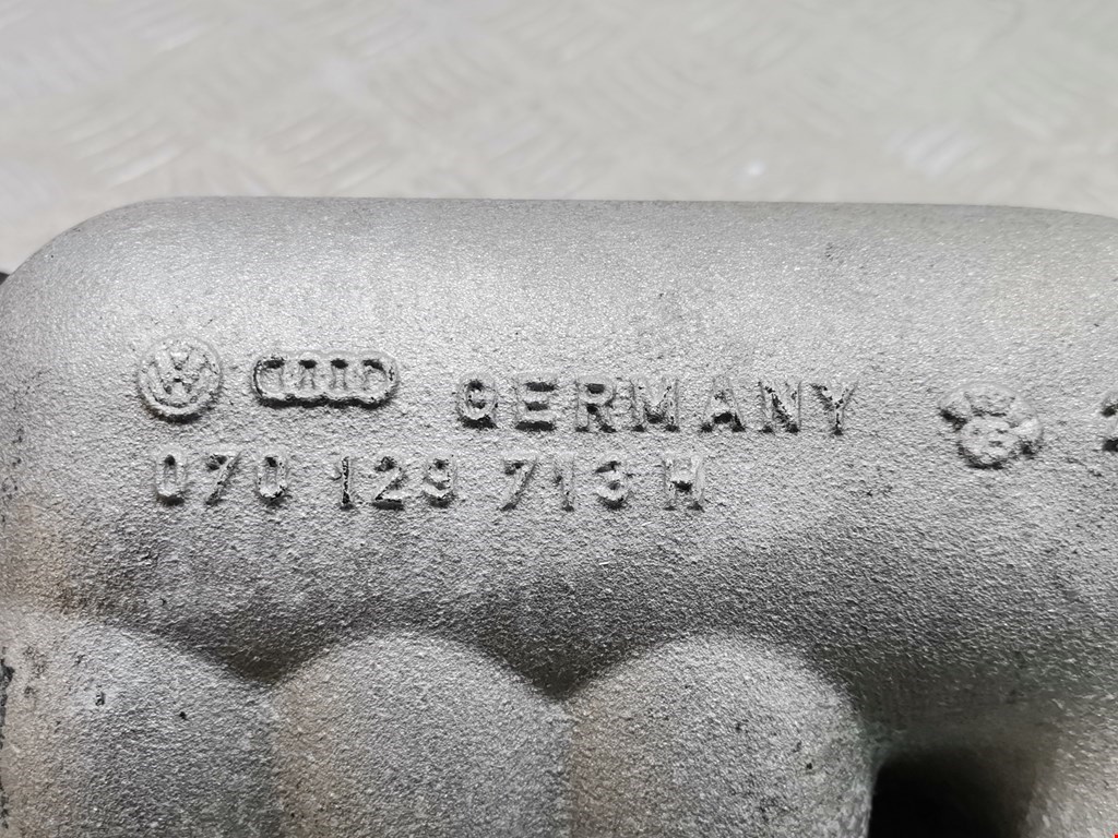 Коллектор впускной VOLKSWAGEN Touareg 2002-2010