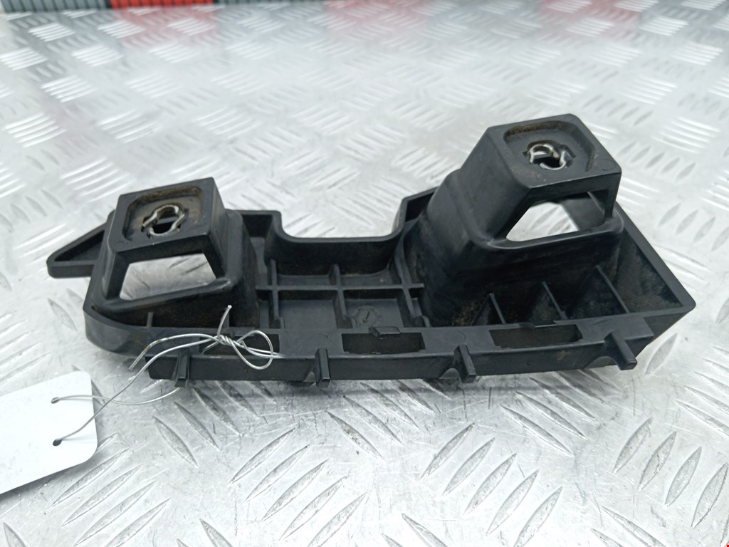 Кронштейн заднего бампера левый правый MERCEDES-BENZ C-Class C-klasse W204 2007-2015