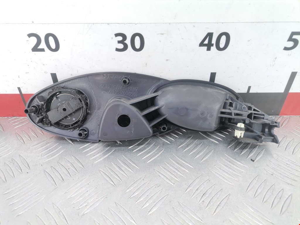 Ручка дверная задняя внутренняя левая MERCEDES-BENZ A-Class W168 1997-2004