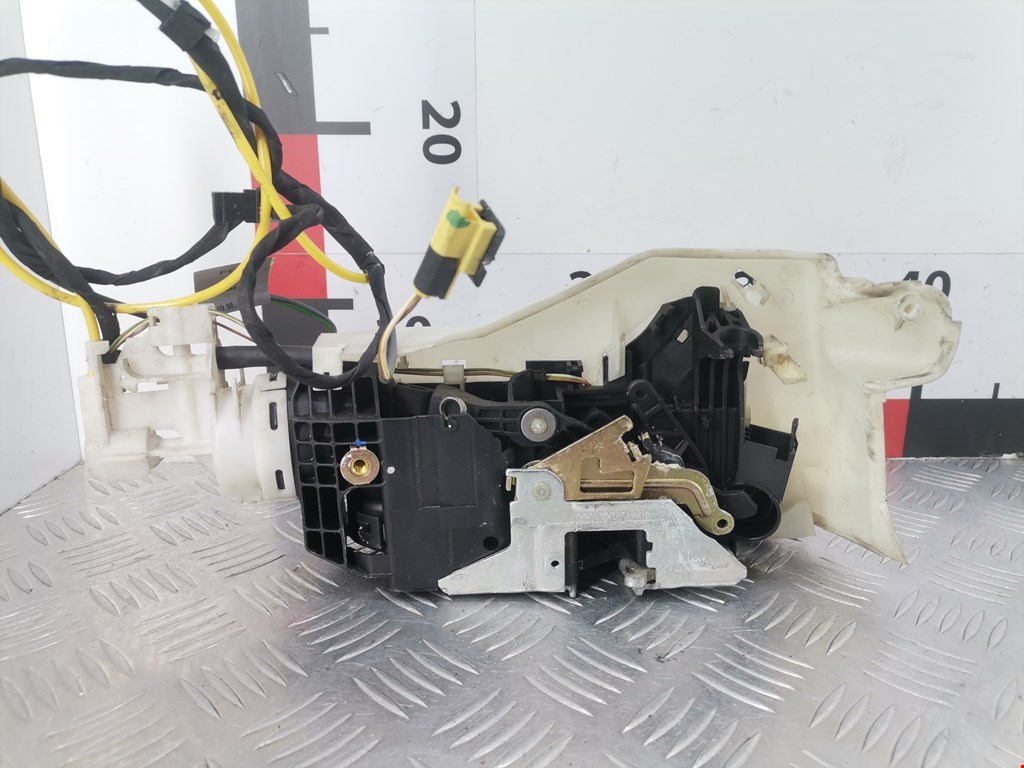 Замок двери передней правой MERCEDES-BENZ S-Class IV W220 1998-2005