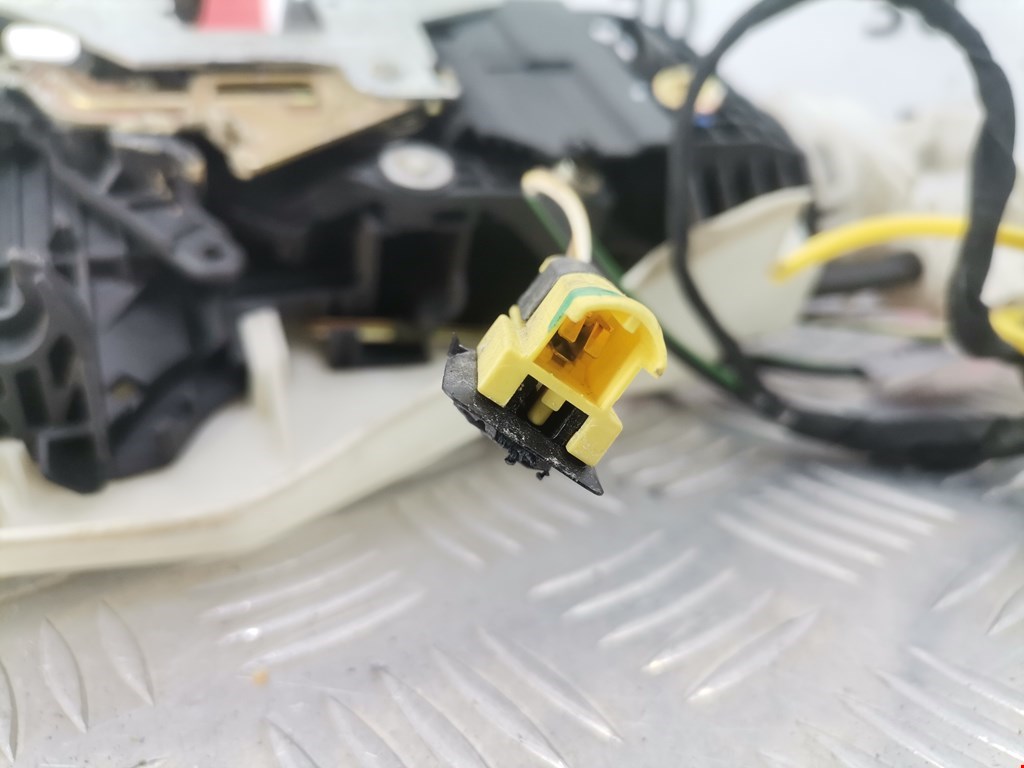 Замок двери передней правой MERCEDES-BENZ S-Class IV W220 1998-2005