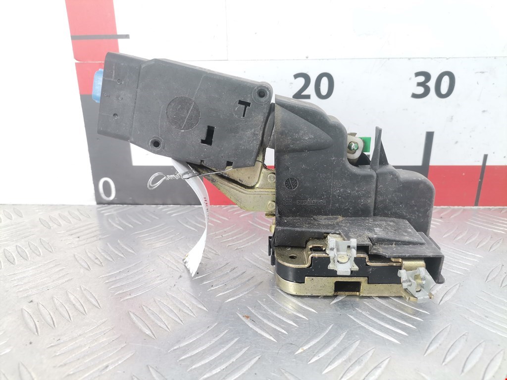 Замок двери передней левой MITSUBISHI Space Star 1999-2006