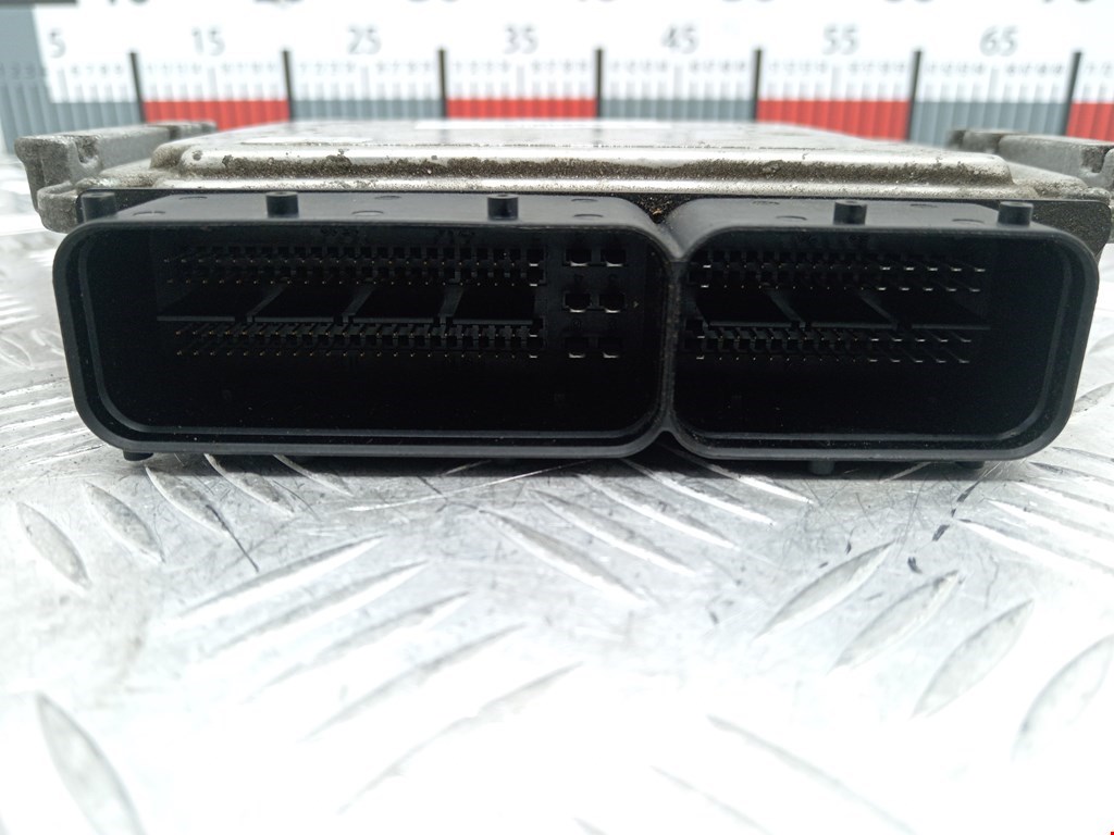 Блок управления двигателя (ЭБУ) HYUNDAI Santa Fe CM 2005-2012