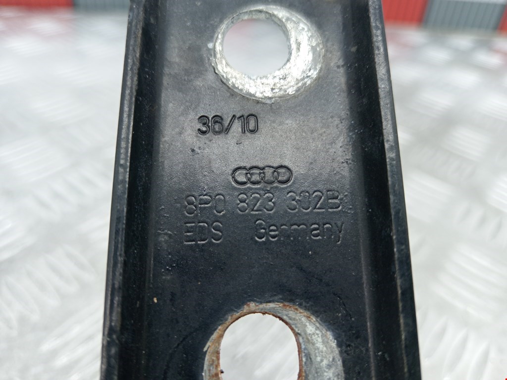 Петля капота левая/правая AUDI A3 8P 2003-2013