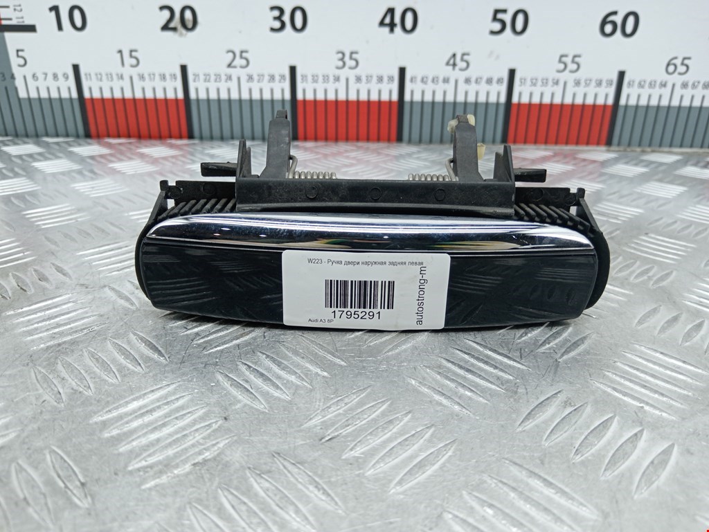 Ручка двери задней наружная левая AUDI A3 8P 2003-2013