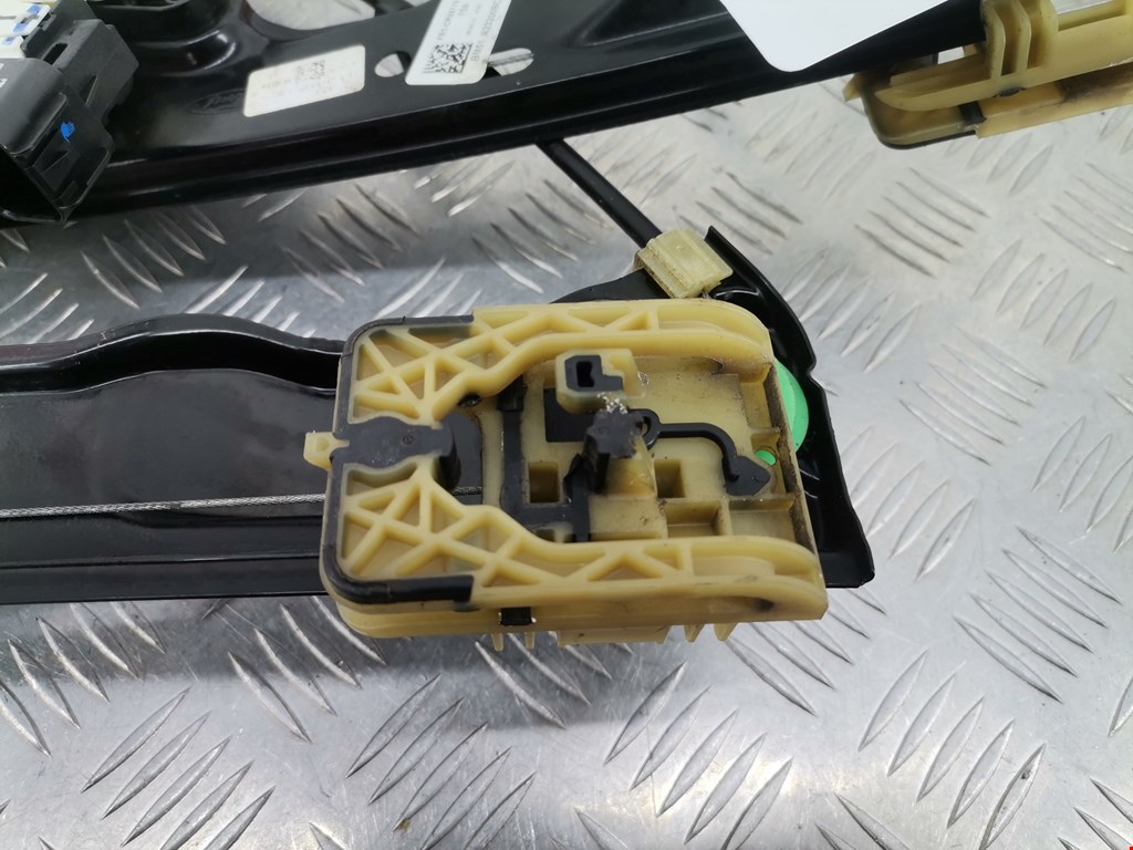 Стеклоподъемник передний правый FORD Focus III 2011-2019