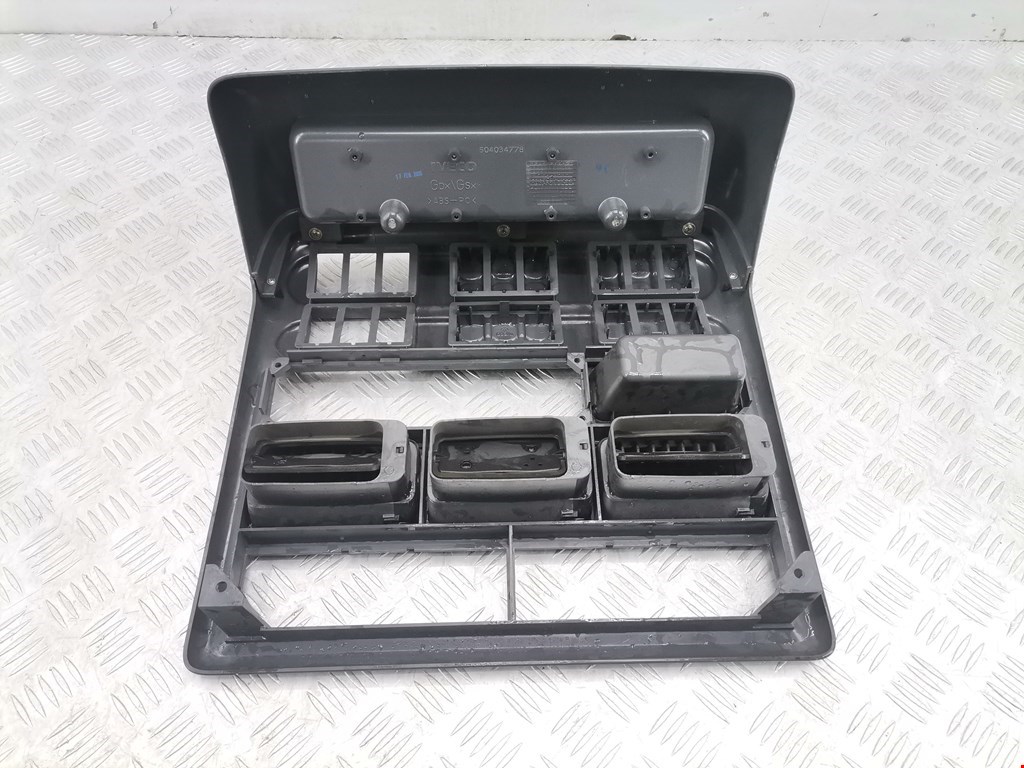 Дефлектор воздушный IVECO EuroCargo II 2003-2008