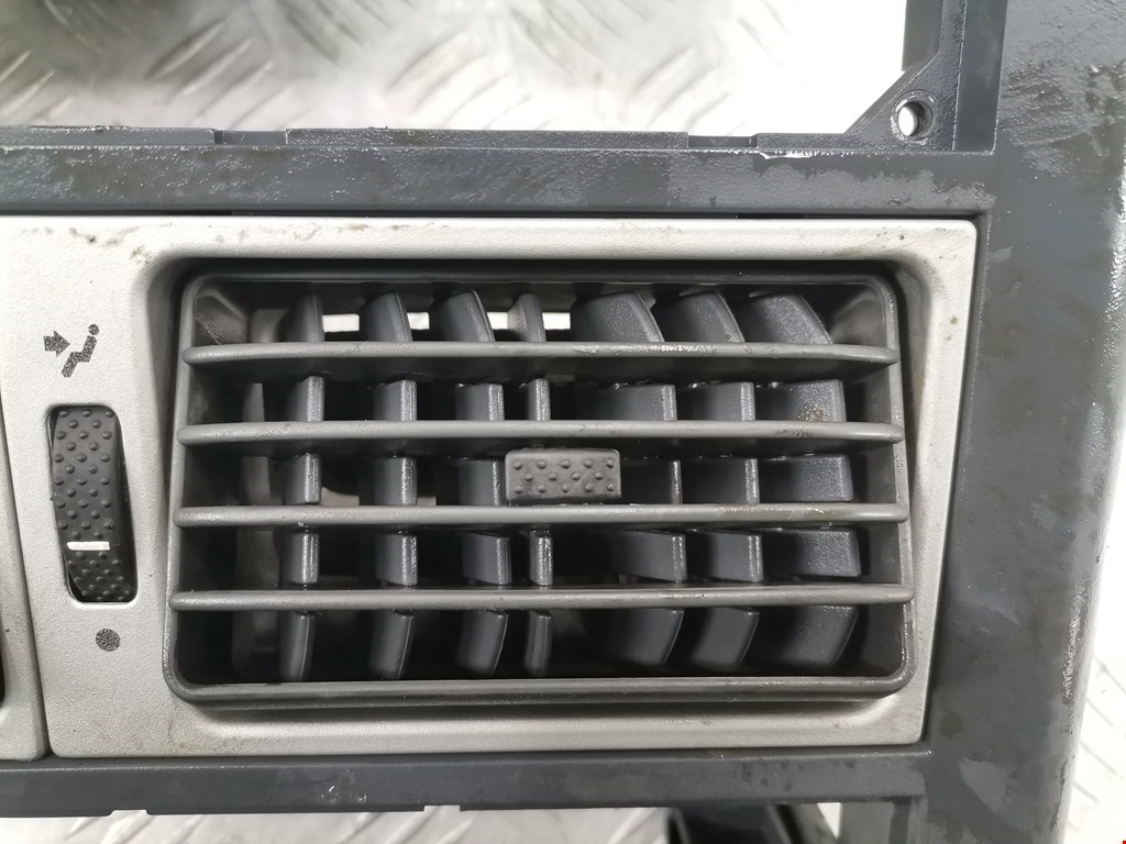 Дефлектор воздушный IVECO EuroCargo II 2003-2008