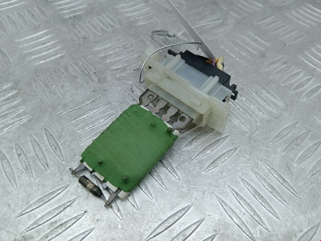 Резистор отопителя (сопротивление печки) PEUGEOT 207 2006-2015