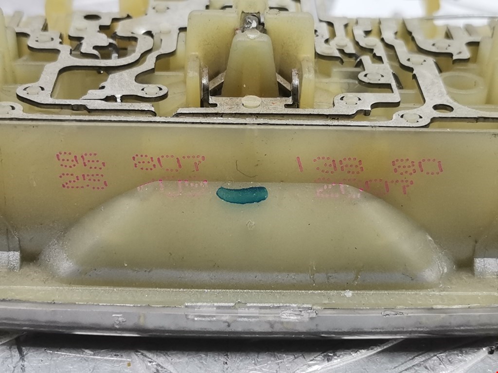 Плафон салонный (салона фонарь) PEUGEOT 207 2006-2015