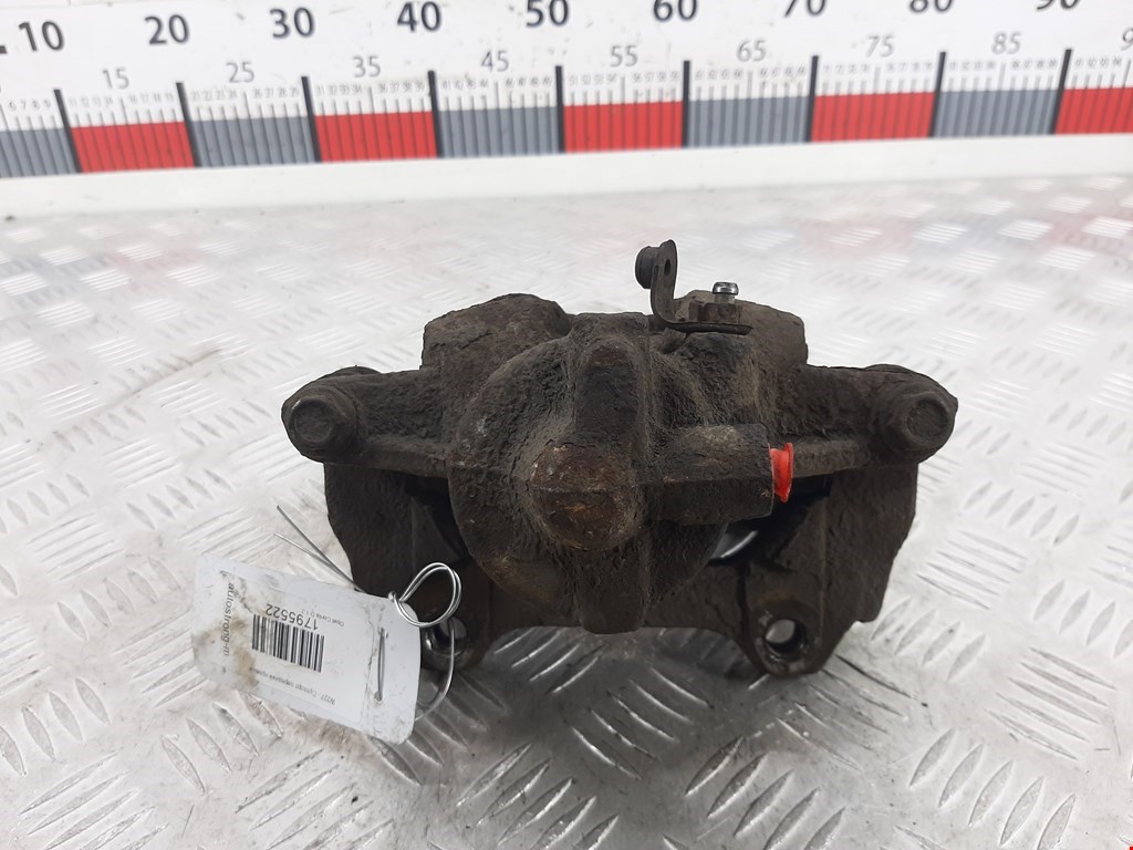 Суппорт передний правый OPEL Corsa D 2006-2014