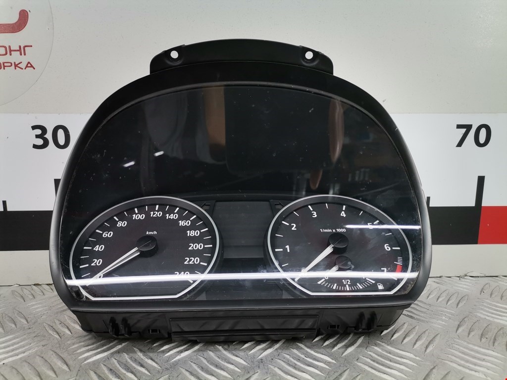 Панель приборов (щиток) BMW 1er E81\E87 2004-2011